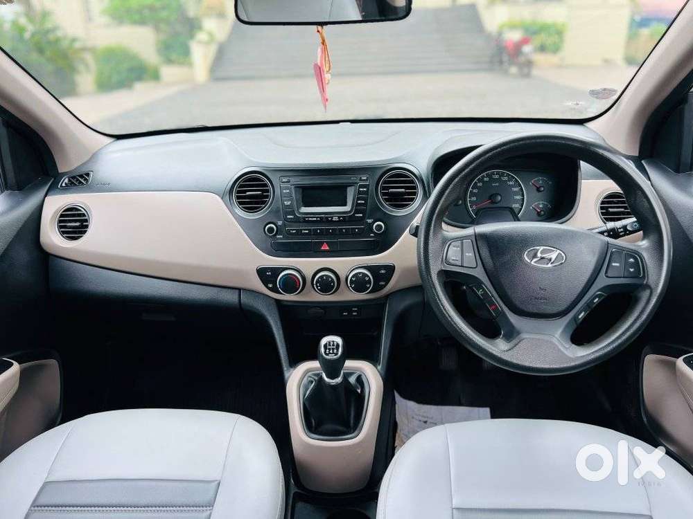 Hyundai Grand I10 Sportz, 2016, Petrol
