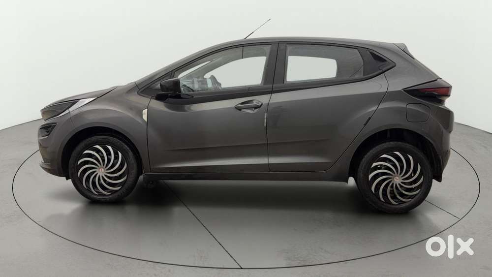 Tata Altroz 1.2 Xm Plus, 2022, Petrol