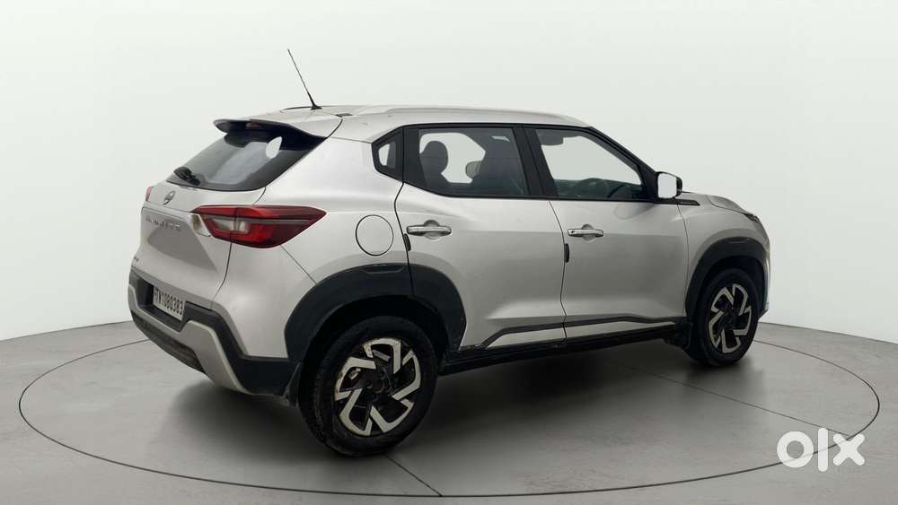 Nissan Magnite 1.0 Xv Turbo Cvt, 2022, Petrol