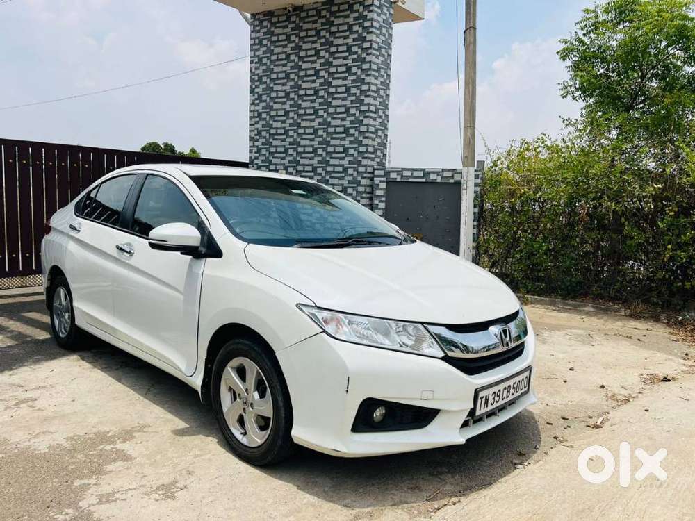 Honda City V At Sunroof, 2016, Petrol