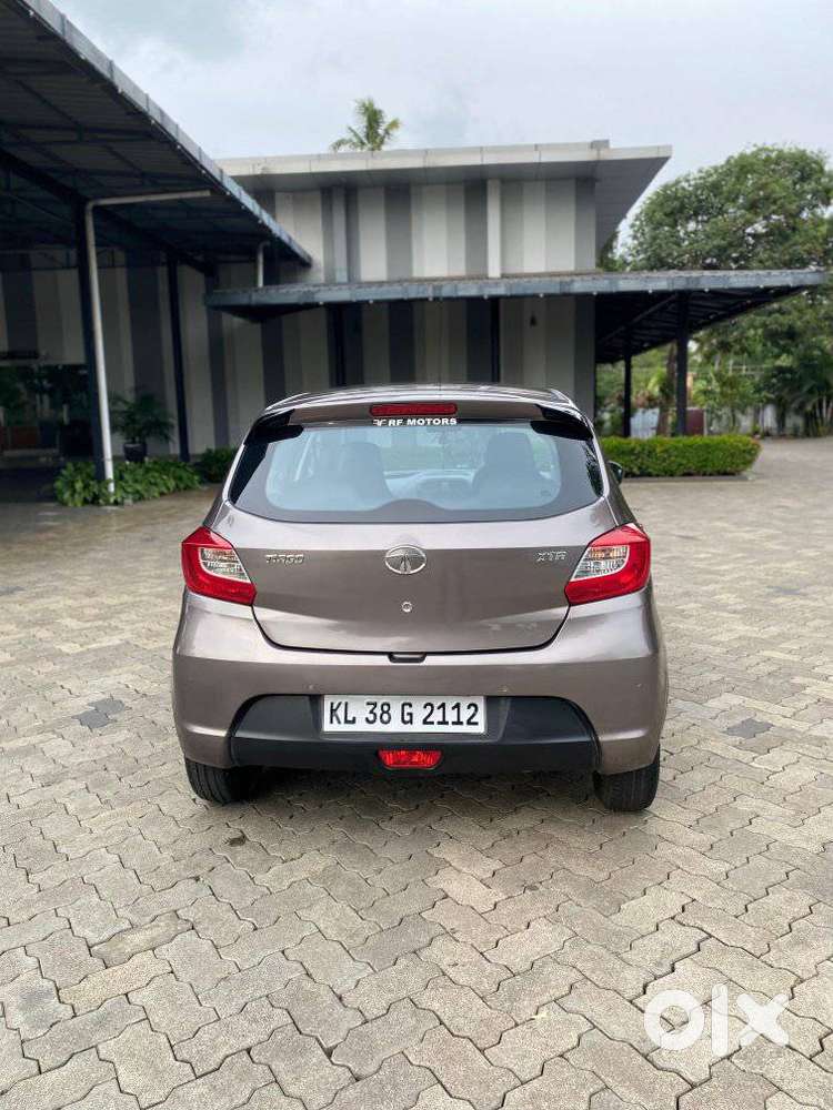 Tata Tiago 1.2 Revotron Xta, 2018, Petrol