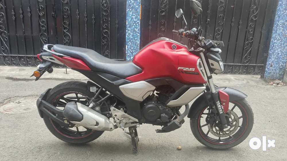 Fz bike deals price red colour