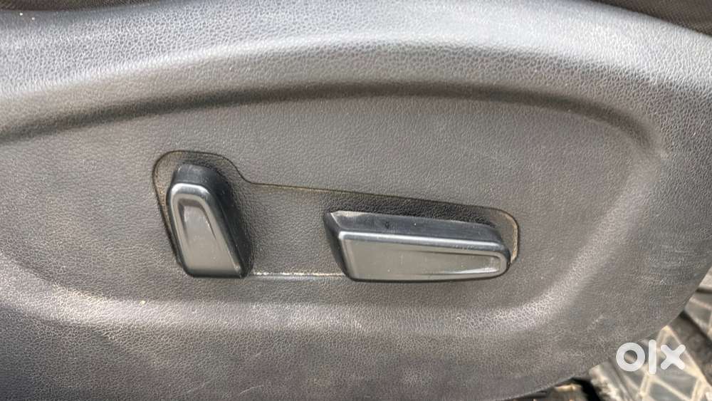 Hyundai Alcazar Signature (o) 6 Str 1.5 Petrol Dct, 2023, Petrol