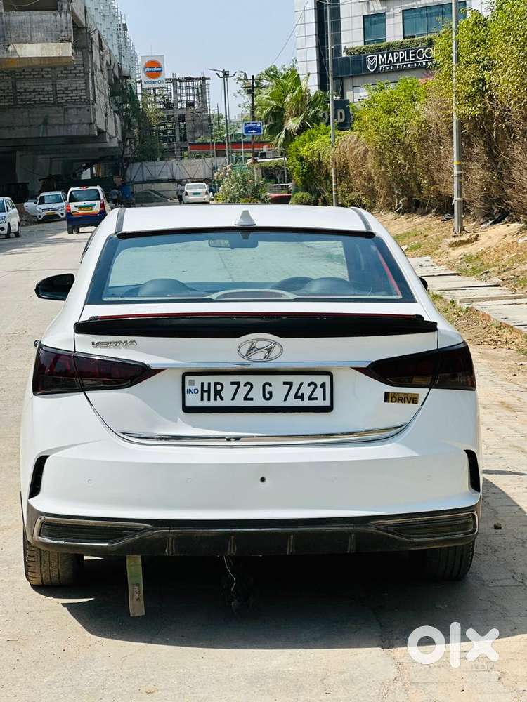 Hyundai Verna 1.5 S Petrol Mt, 2022, Petrol