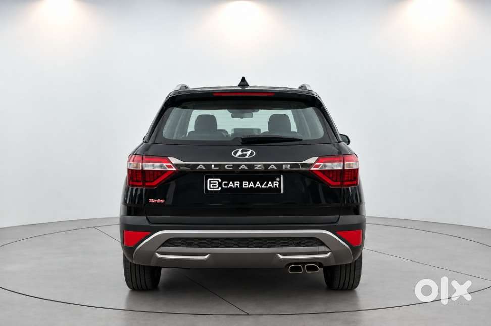 Hyundai Alcazar Platinum, 2023, Petrol
