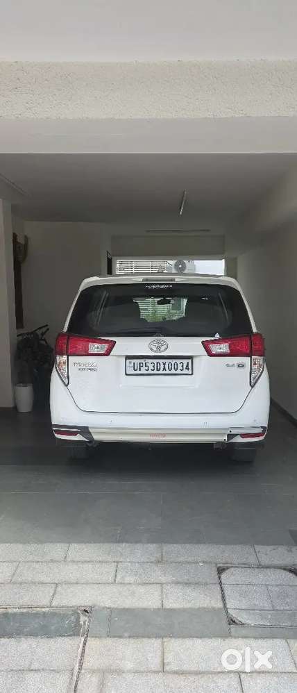 Toyota Innova Crysta 2021 Diesel 100000 Km Driven
