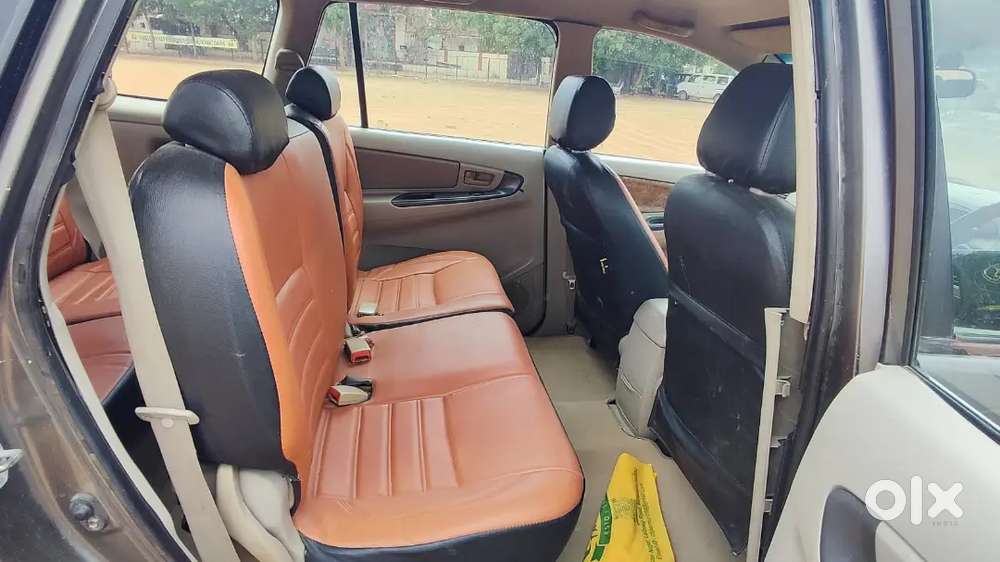 Toyota Innova 2.5 2011
