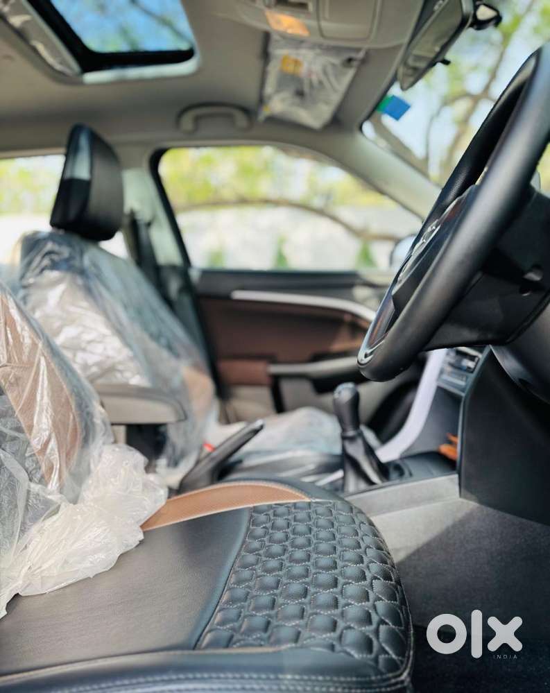 Maruti Suzuki Brezza 1.5 Zxi Plus Smart Hybrid, 2024, Petrol