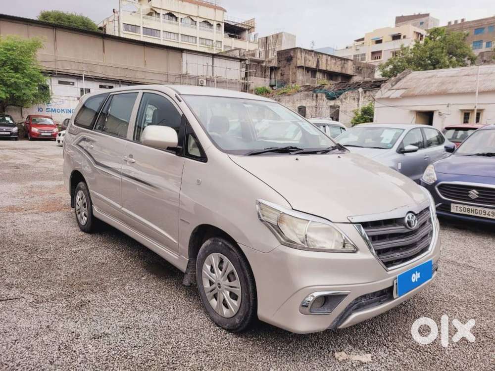 Toyota Innova 2.5 2015