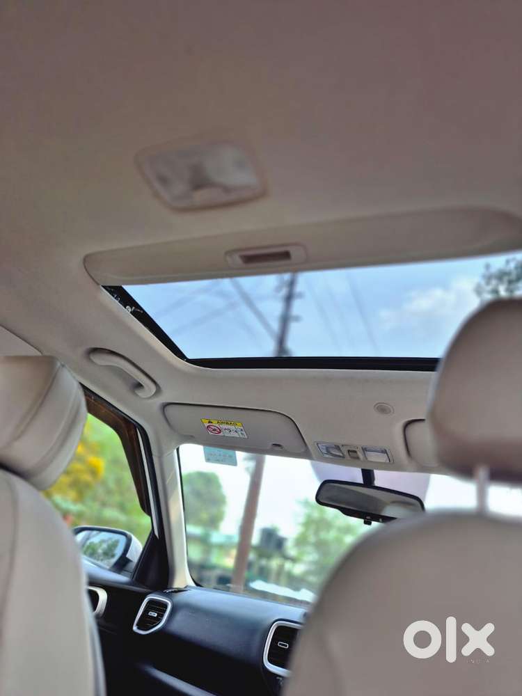 Hyundai Venue Sx Plus Turbo Dct, 2022, Petrol