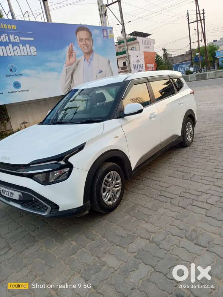 Kia Carens 2024 Hybrids 6mt Premium