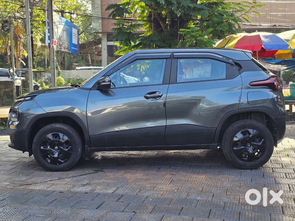Tata Punch, 2025, Petrol