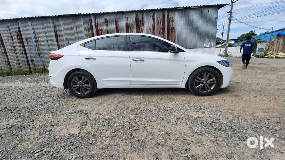 Hyundai New Elantra 2016 Diesel Well Maintained