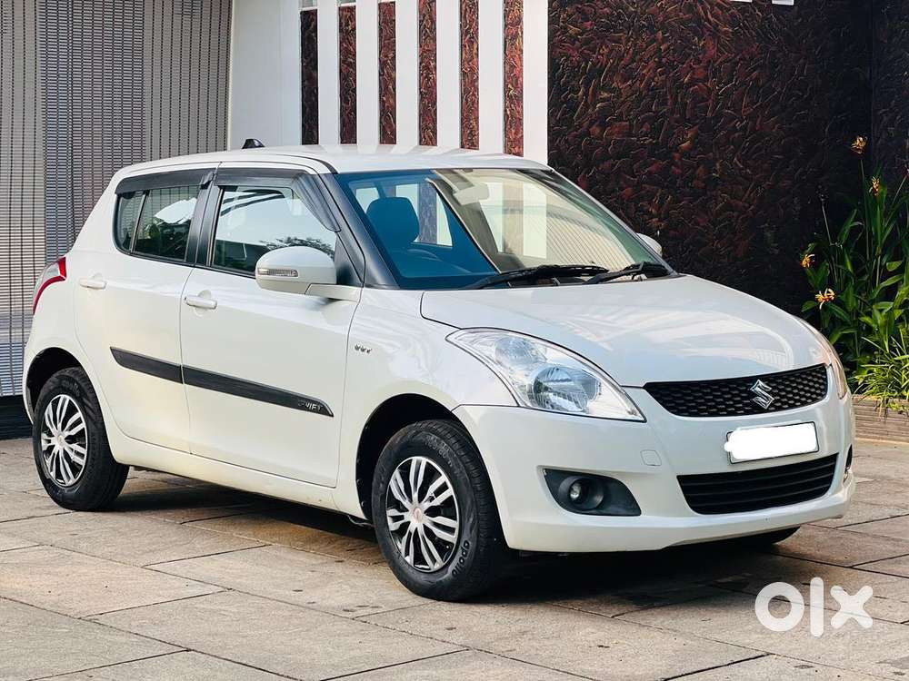 Maruti Suzuki Swift Vxi Optional, 2014, Petrol