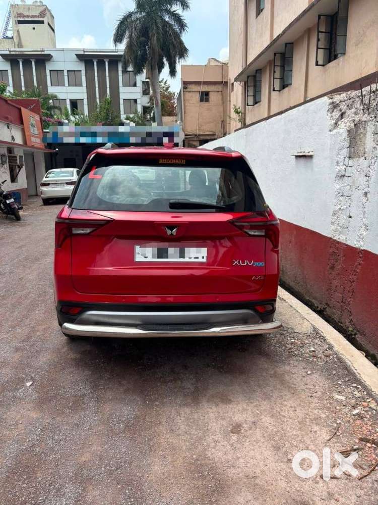 Mahindra Xuv700 2.0 Ax 7 Petrol Mt Str, 2022