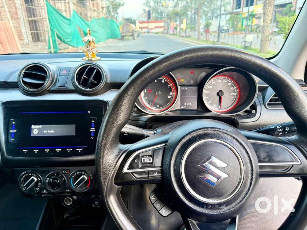 Maruti Suzuki Swift Vxi Optional, 2023, Petrol