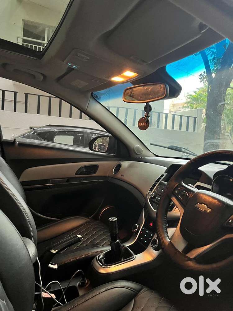 Chevrolet Cruze 2.0 Diesel With Additional Accessories  3-lakhs