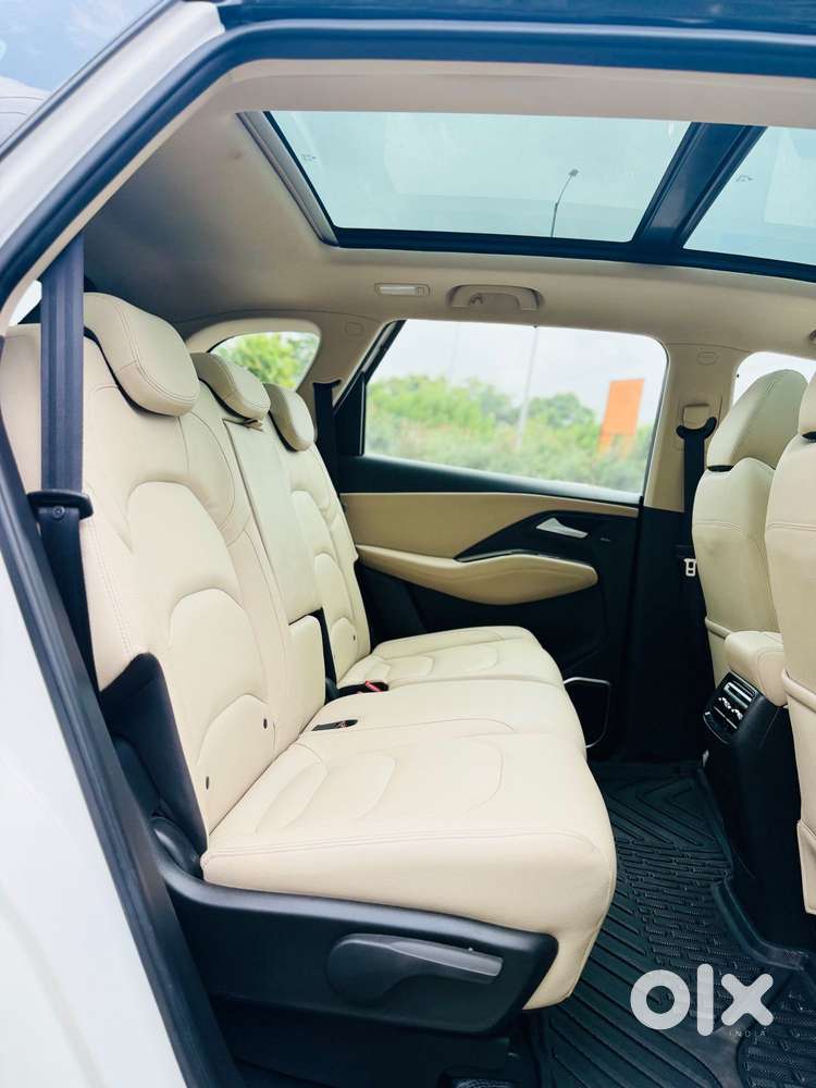 Mg Hector Savvy Pro 1.5 Turbo Cvt Dual Tone, 2023, Petrol