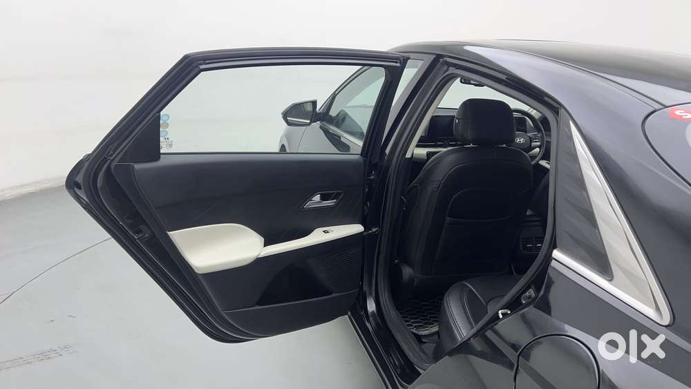 Hyundai Verna 1.5 Sx Petrol Mt, 2023, Petrol