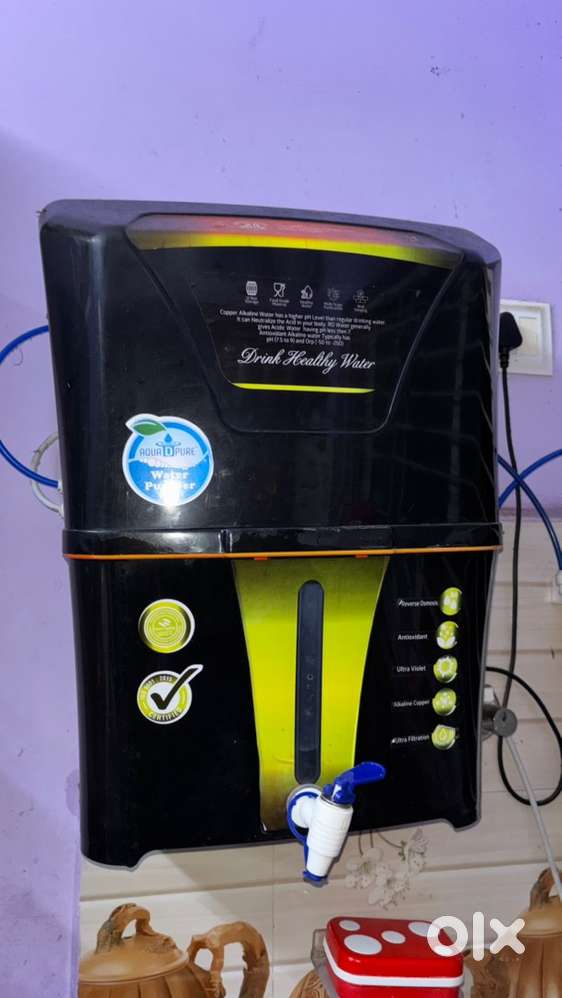 Water purifier aqua guard 1 year old
