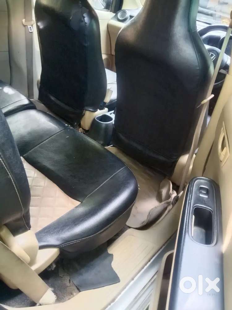 Honda Mobilio Diesel 2016 Model Tyre 95% Condition Better