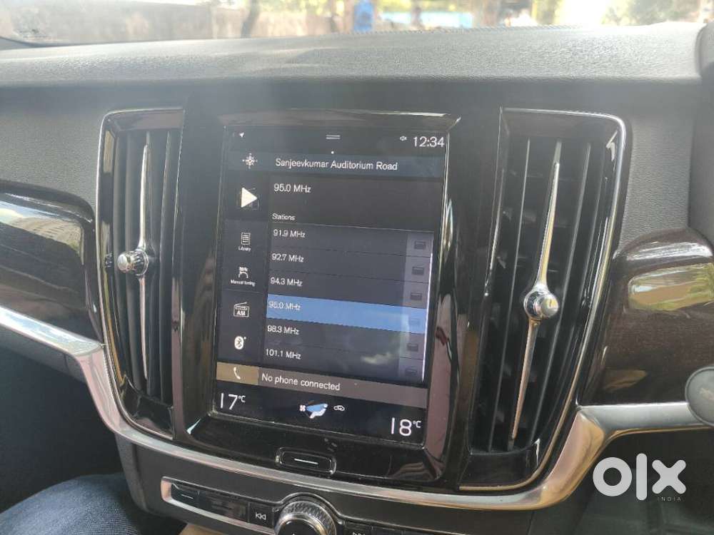 Volvo S90 D4 Momentum, 2020, Diesel