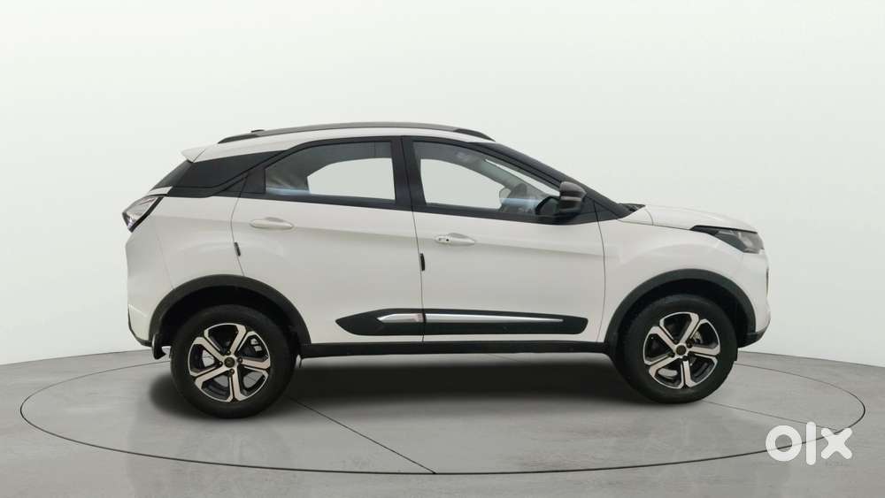 Tata Nexon 1.2 Revotron Xz Plus, 2023, Petrol