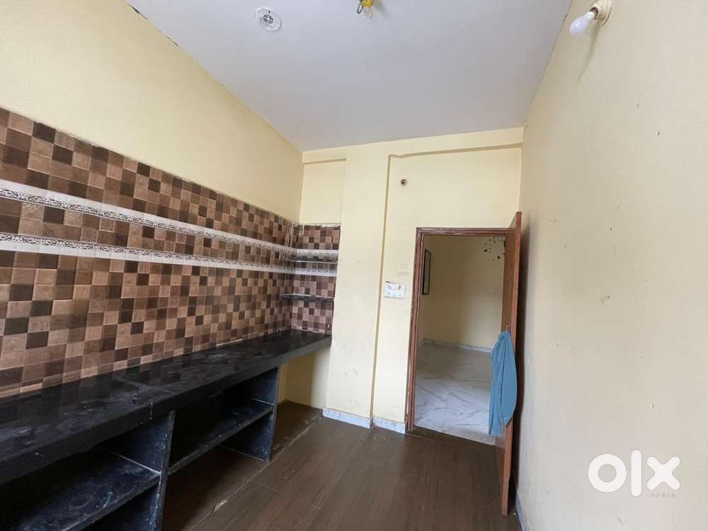 1st floor house for rent 3bhk near aisha hospital