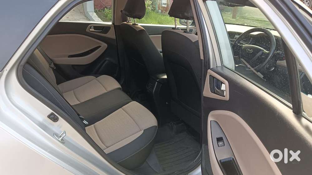 Hyundai I20 Sportz 1.2 Bs-iv, 2015, Petrol