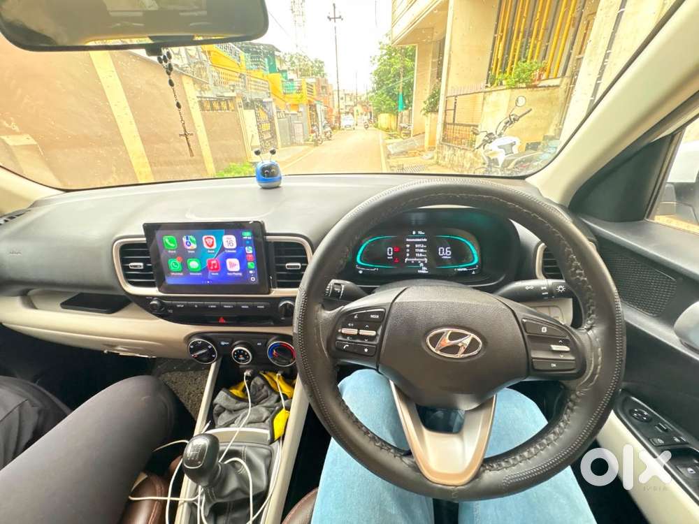 Hyundai Venue Petrol 2024