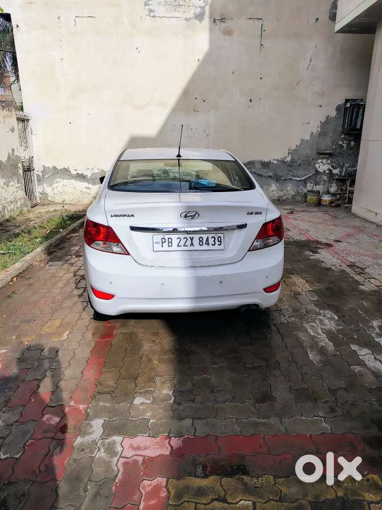 Hyundai Verna 2014 Diesel Very Well Maintained...