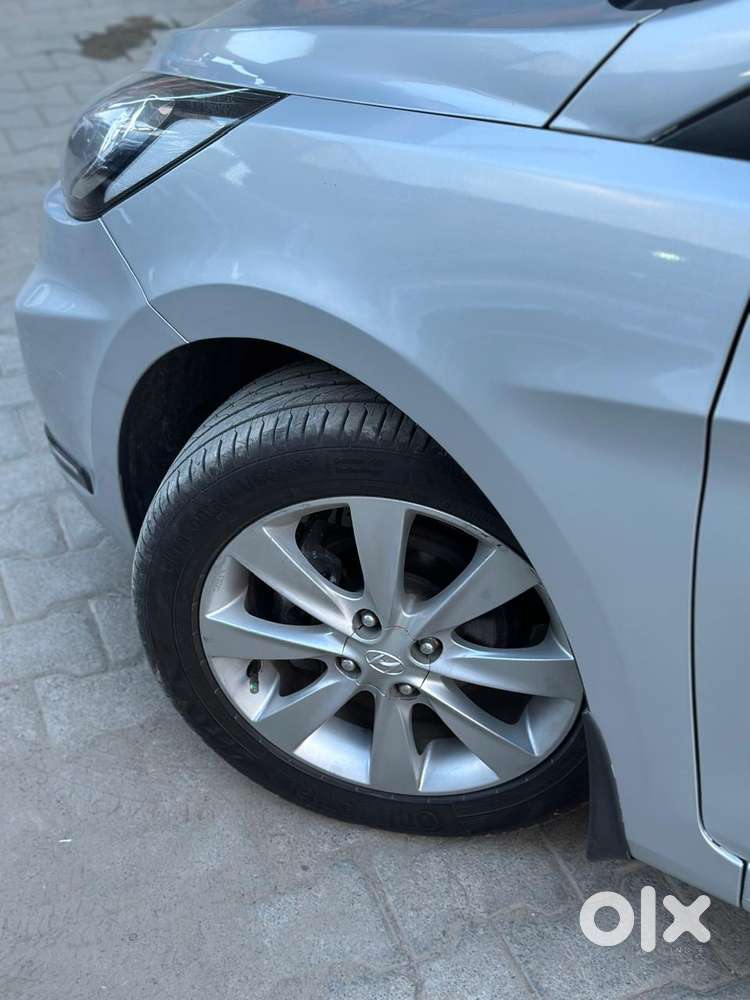 Hyundai Verna 1.6 Vtvt Sx, 2011, Petrol