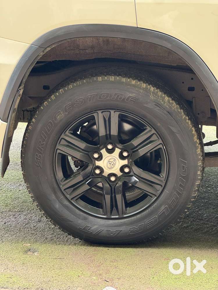 Toyota Fortuner Leader Edition (at), 2025, Diesel