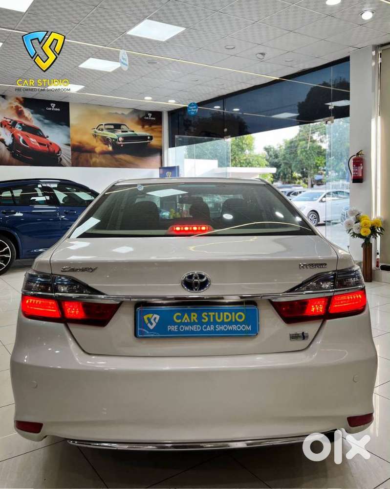Toyota Camry Hybrid 2.5, 2015