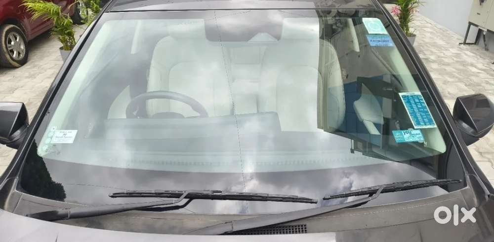 Hyundai Verna 1.5 Sx (o) Vtvt, 2023, Petrol