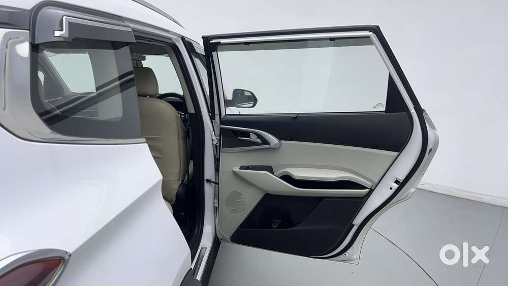 Kia Carens 1.4 Prestige 7 Str, 2022, Petrol