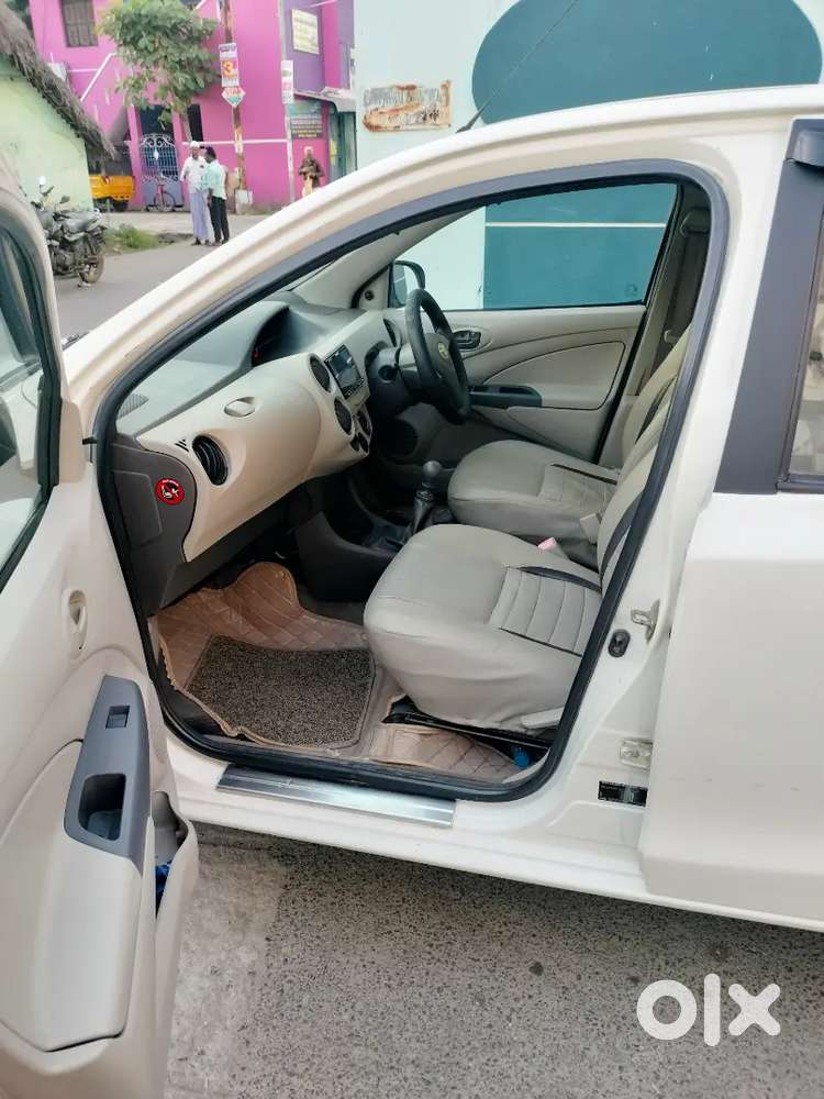 Toyota Etios Model 2015 Owner First Insurance Full Km.180000 Service R