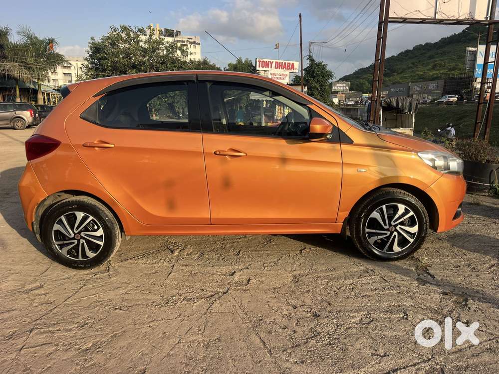 Tata Tiago 1.2 Revotron Xt (o), 2016, Petrol
