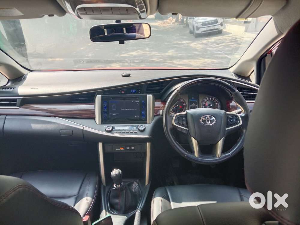 Toyota Innova Crysta Touring Sport 2.4 Mt, 2017, Diesel