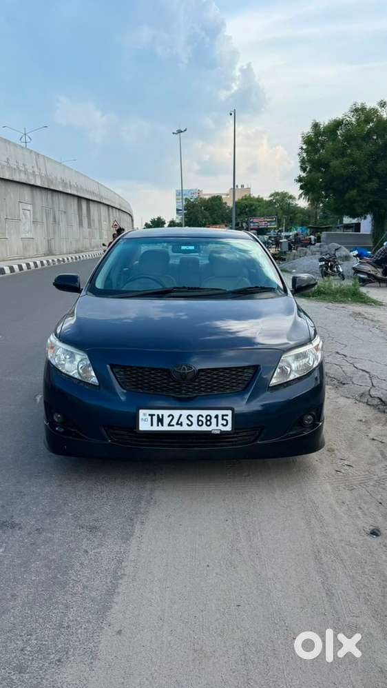 Toyota Corolla Altis 2010