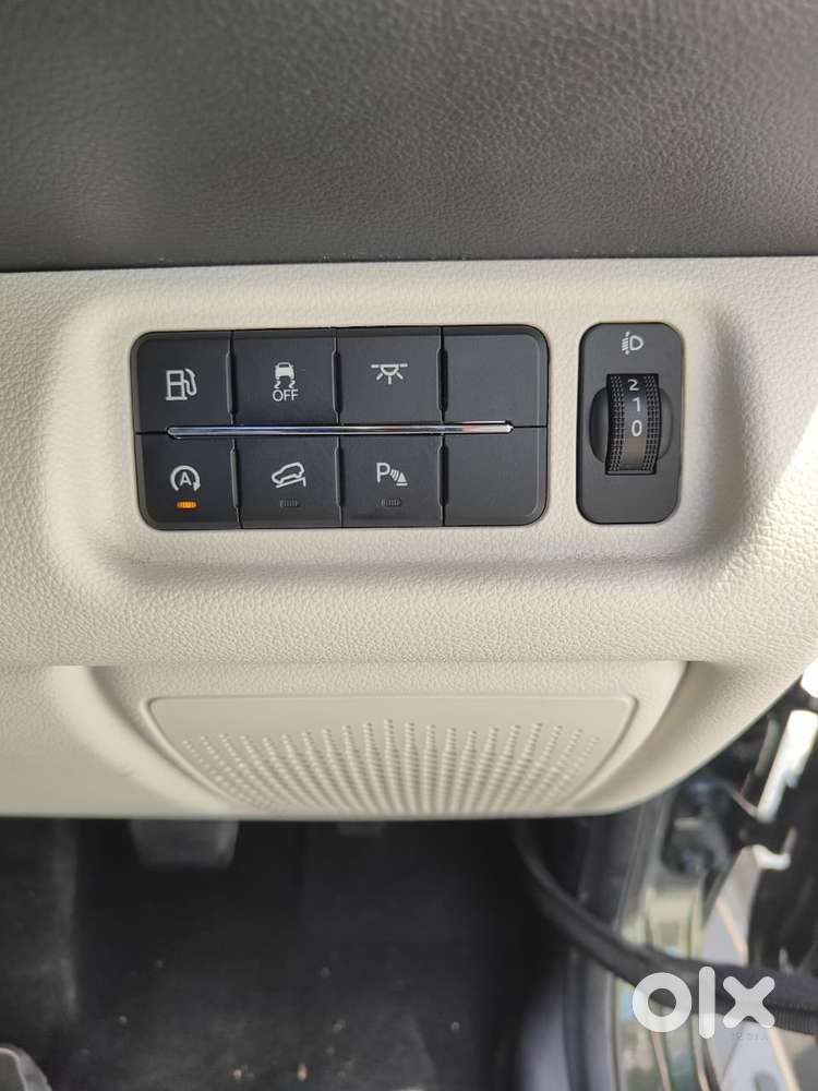 Mahindra Thar Roxx Mx5 Petrol At 2wd, 2024, Petrol