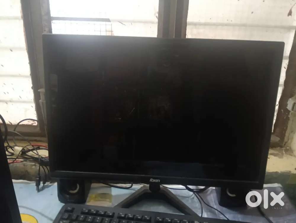 Foxin 22 inch monitor