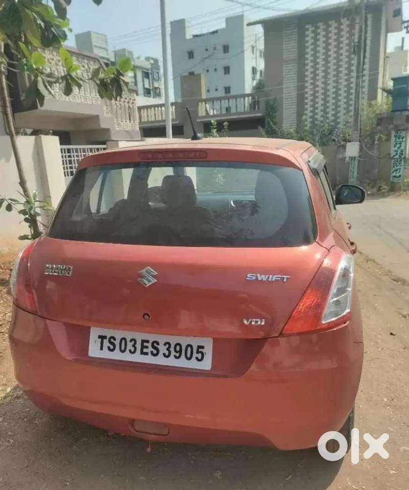 Maruti Suzuki Swift 2012 Diesel 103599 Km Driven