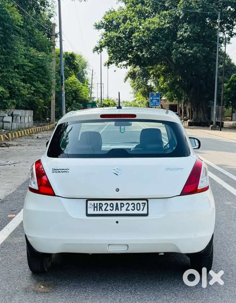 2017 Maruti Suzuki Swift Lxi Option