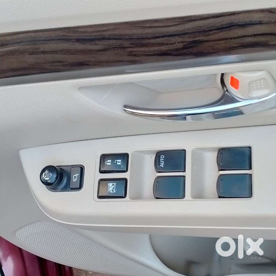 Maruti Suzuki Ertiga Zxi Shvs, 2021, Petrol