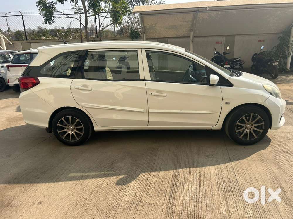 Honda Mobilio 2015 Cng & Hybrids 198000 Km Driven