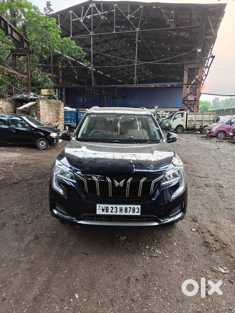 Mahindra Xuv700 Ax 5 Petrol Mt 7 Str (e), 2025, Petrol