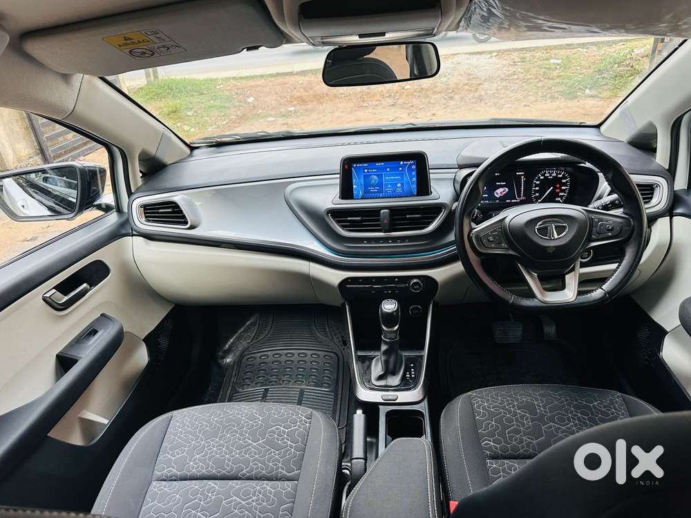 Tata Altroz 1.2 Xza Plus, 2022, Petrol