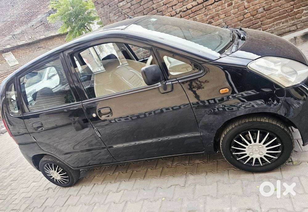 Maruti Suzuki Estilo Lxi, 2009, Petrol