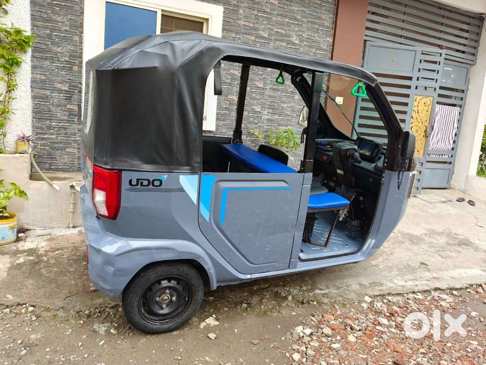 Mahindra Treo Zor Electric 3-wheeler  2026 Model